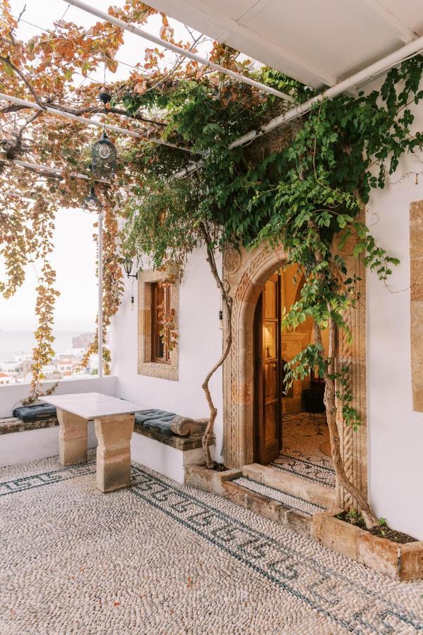 Arte * Lindos (Rhodes)