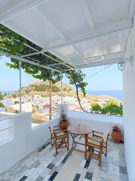Arte * Lindos (Rhodes)